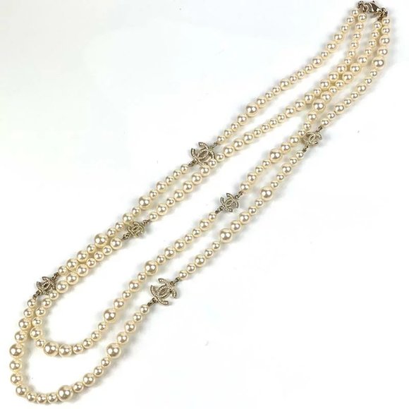 🚫SOLD🚫 CHANEL Rare Extra Long Double White Pearl - Picture 2 of 11